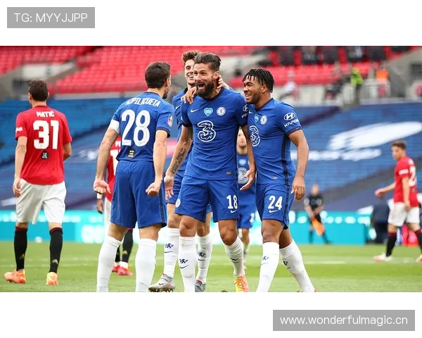 英超单赛季抢断数领跑：帕利尼亚的防守统治力