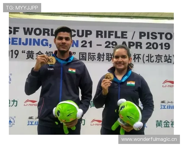 史梦瑶训练完直接拎爱马仕去吃米其林，这哪是射击运动员啊