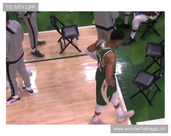 阿尔德里奇挡拆创造内线空间提升球队得分效率